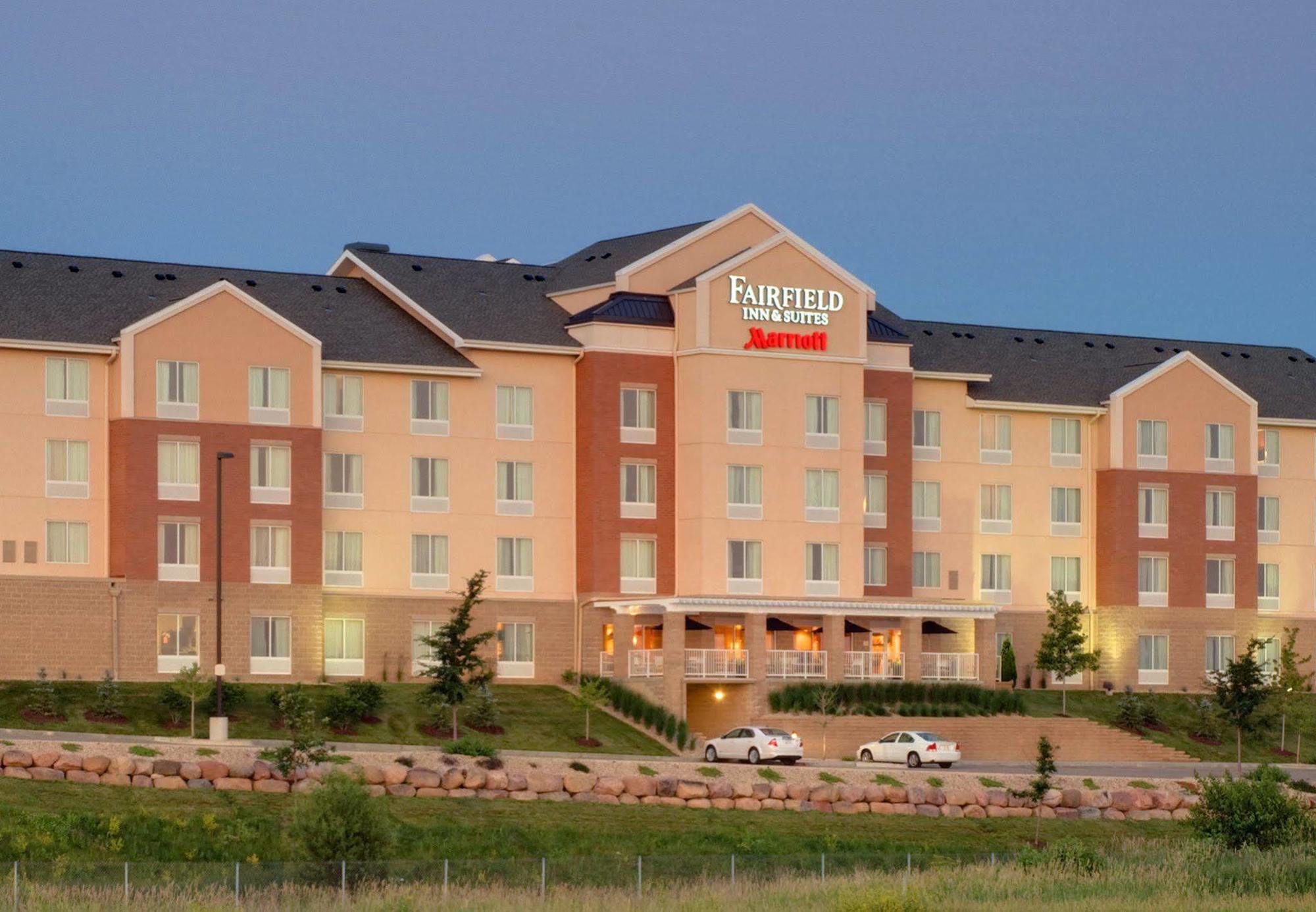 Fairfield And By Marriott East Hotel